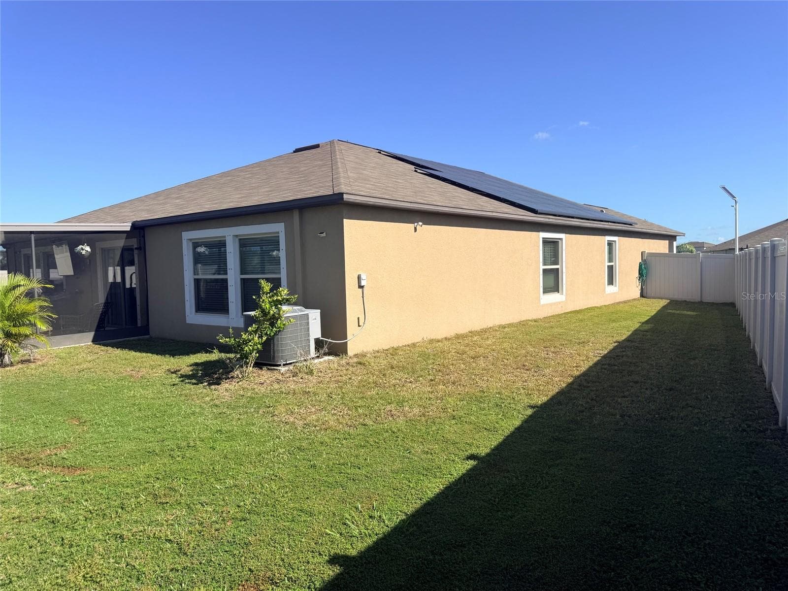 Single Family Residence at 5457 LESLIE CANYON DR, WIMAUMA, photo 18 of 20