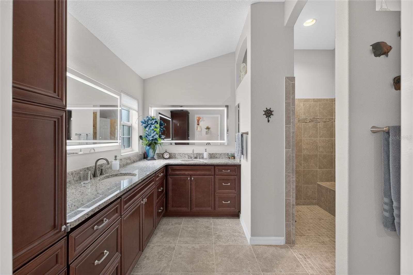 Single Family Residence at 3665 VALLEYBROOK WAY, THE VILLAGES, photo 37 of 60