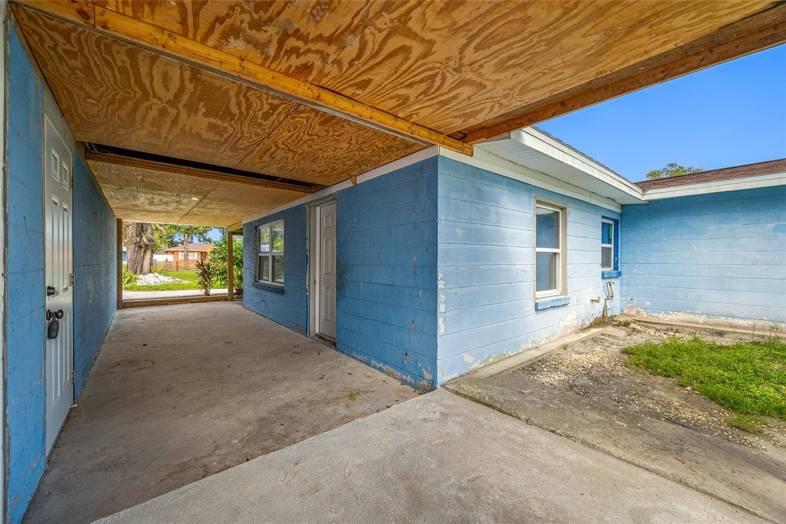 Single Family Residence at 5809 12TH AVE S, TAMPA, photo 7 of 41