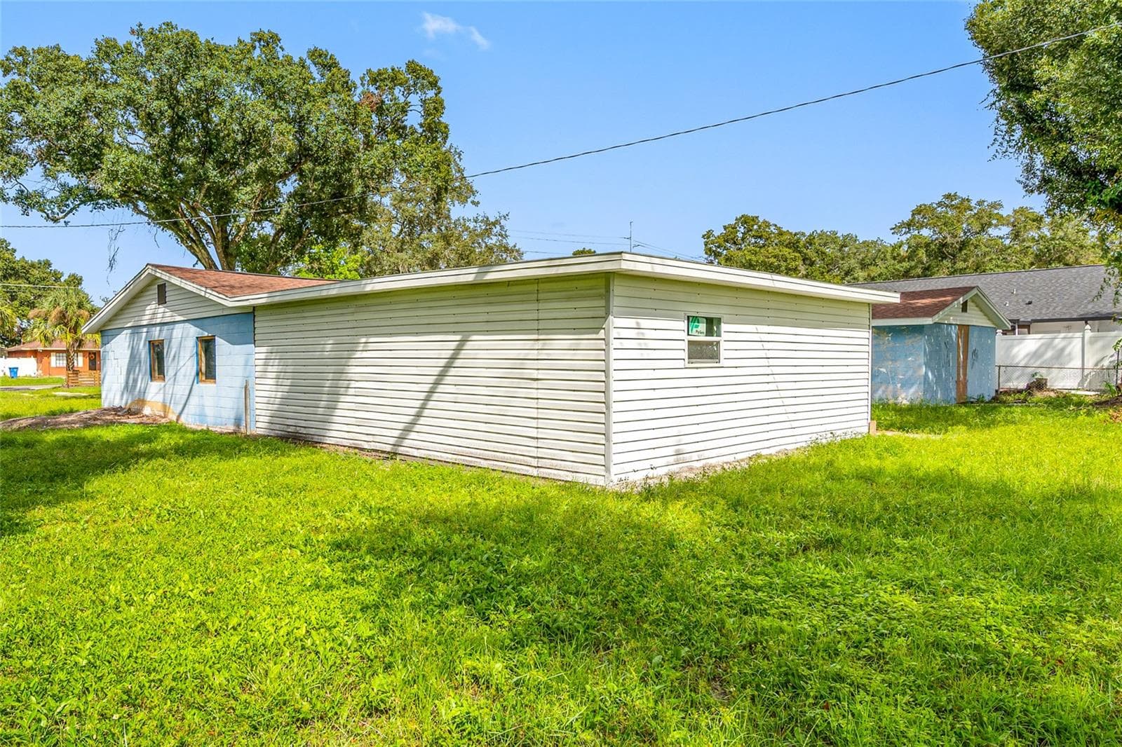 Single Family Residence at 5809 12TH AVE S, TAMPA, photo 9 of 41