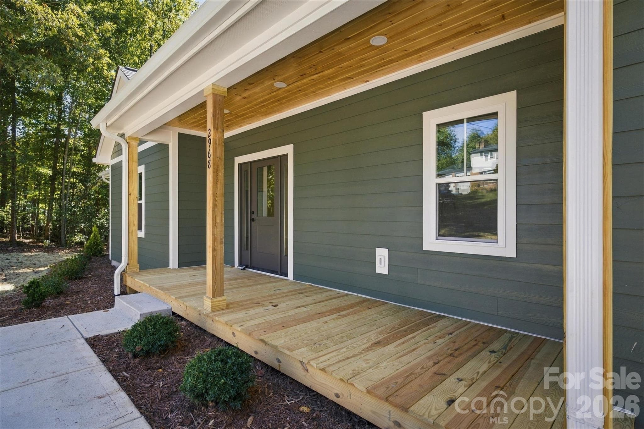 Front Porch - 2968 Woodwind Drive, Valdese