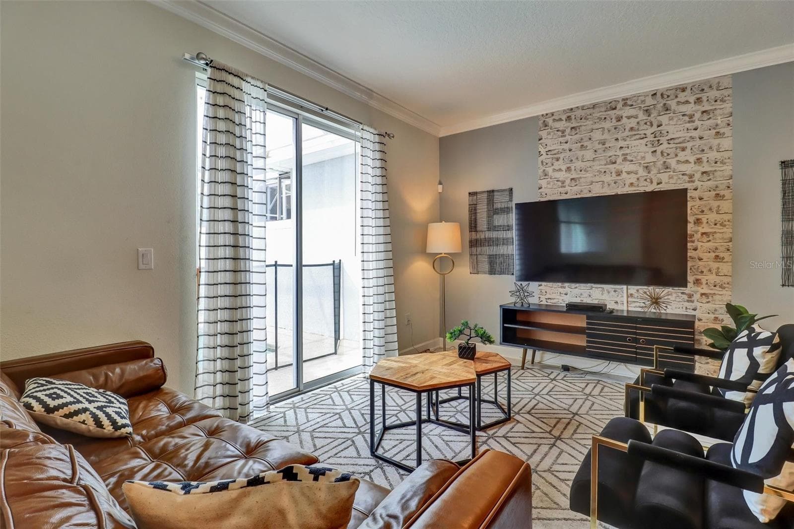 Townhouse at 1184 CHALLENGE DR, DAVENPORT, photo 11 of 29