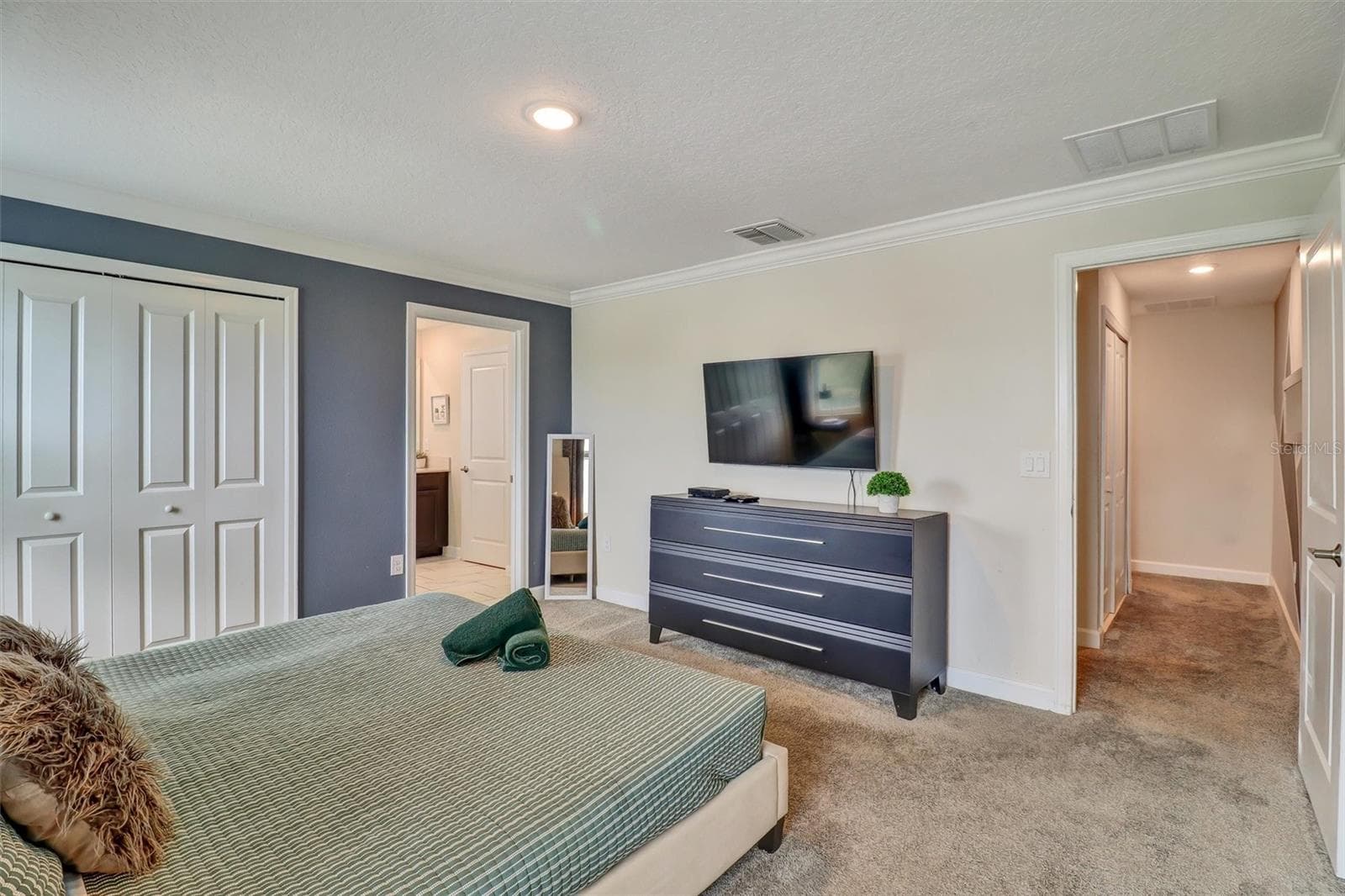 Townhouse at 1184 CHALLENGE DR, DAVENPORT, photo 14 of 29