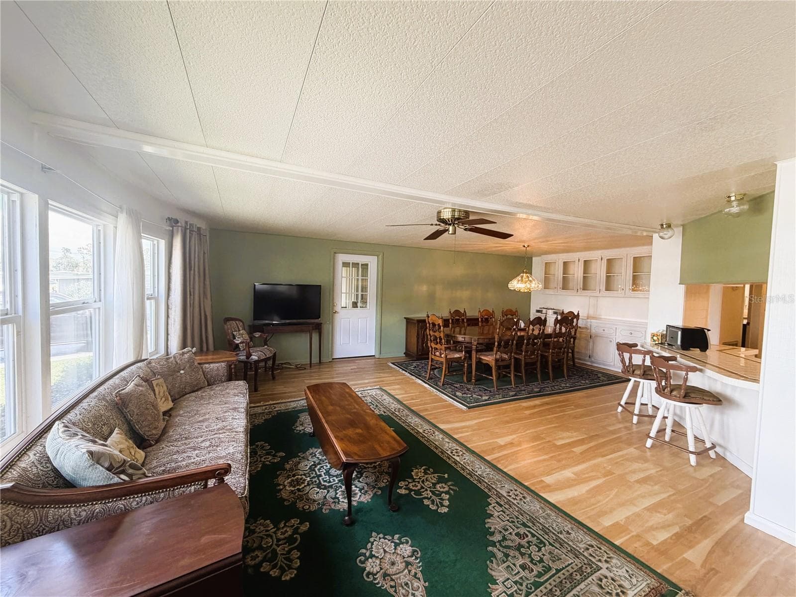 Mobile Home at 101 MANDARIN CV, LEESBURG, photo 15 of 53