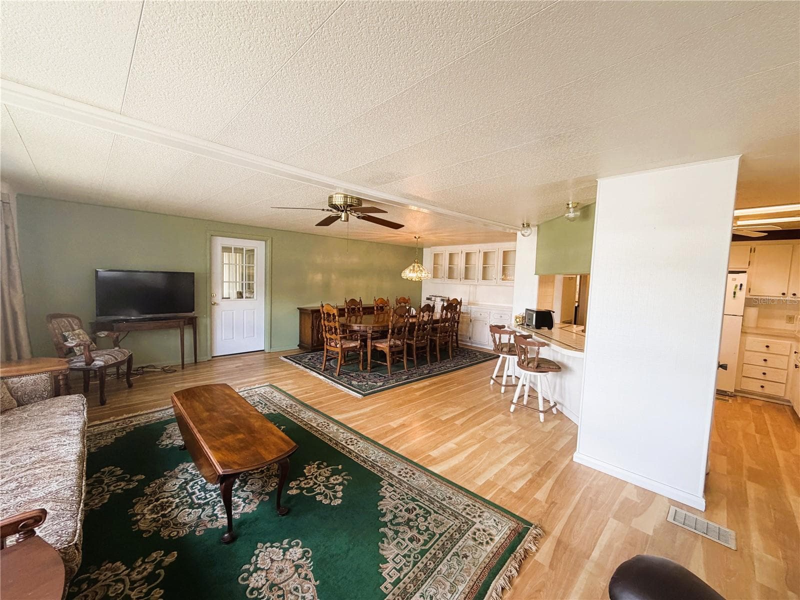 Mobile Home at 101 MANDARIN CV, LEESBURG, photo 16 of 53