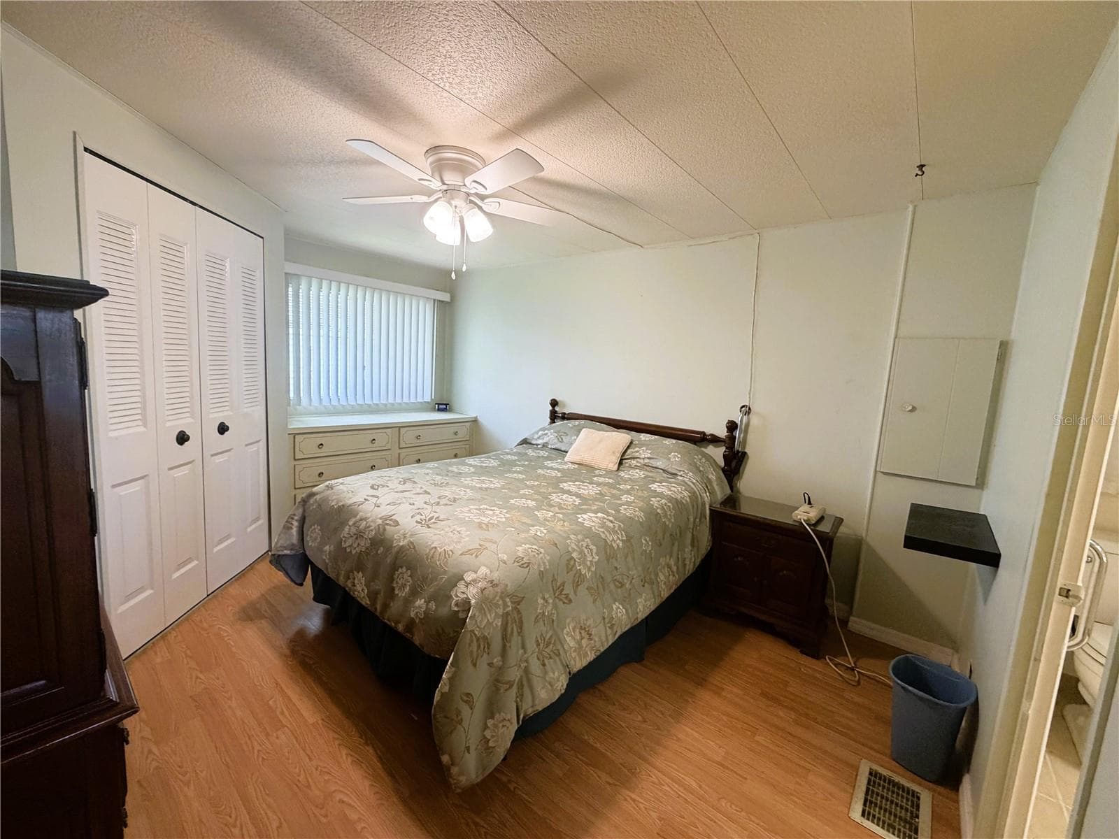 Mobile Home at 101 MANDARIN CV, LEESBURG, photo 27 of 53
