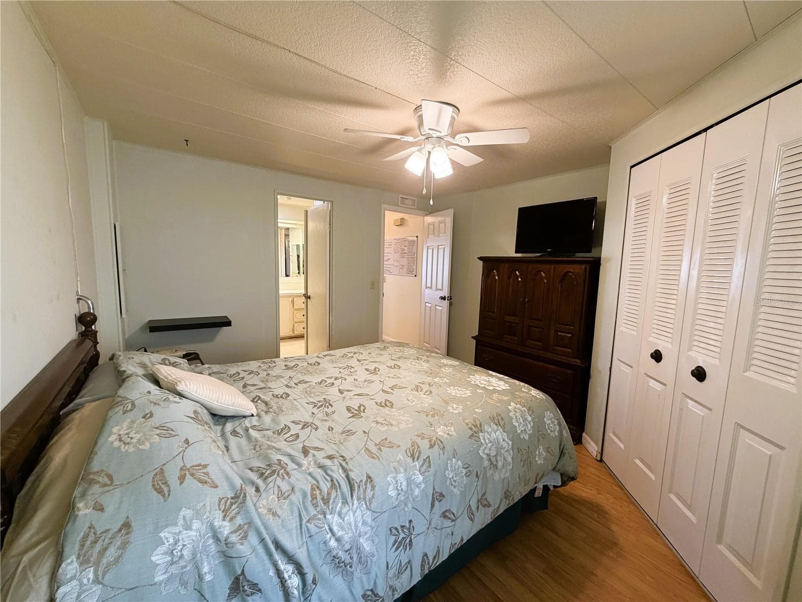 Mobile Home at 101 MANDARIN CV, LEESBURG, photo 28 of 53