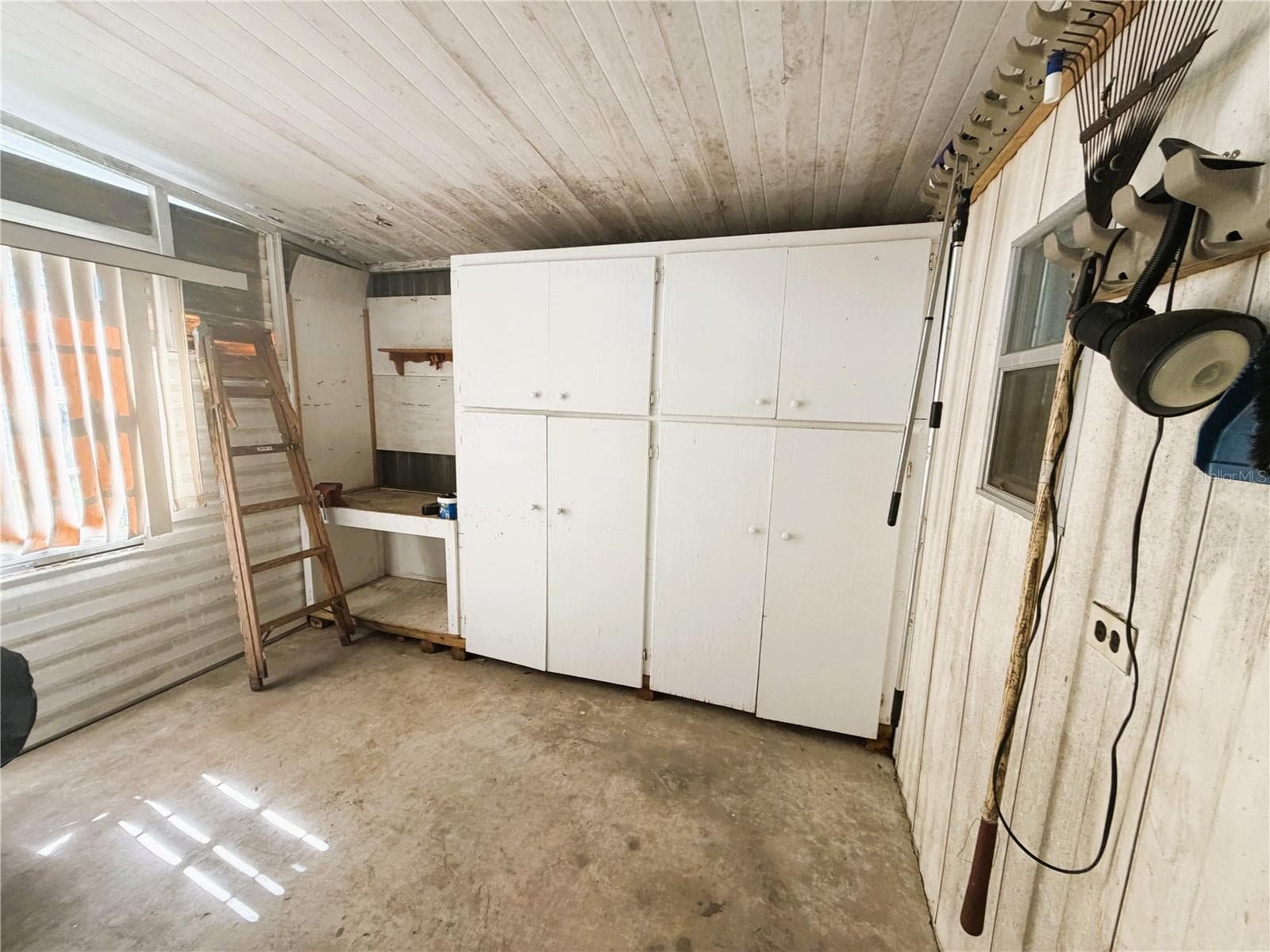 Mobile Home at 101 MANDARIN CV, LEESBURG, photo 43 of 53