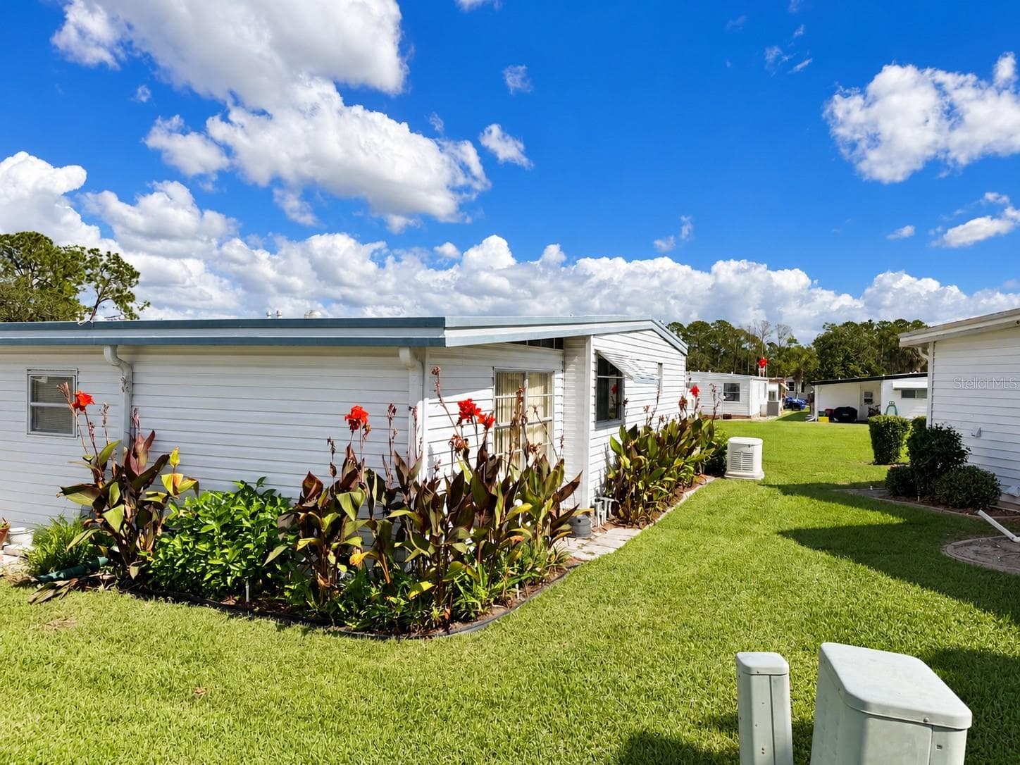 Mobile Home at 101 MANDARIN CV, LEESBURG, photo 49 of 53