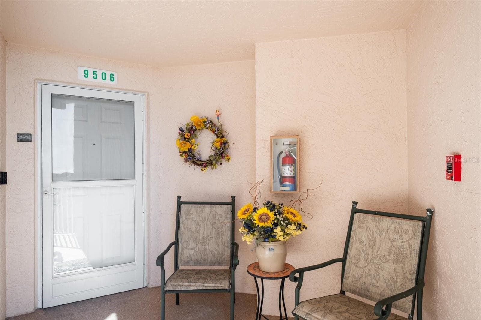 Condominium at 6450 SHORELINE DR #9506, SEMINOLE, photo 5 of 32