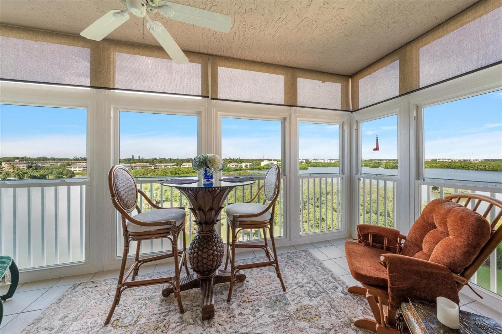 Condominium at 6450 SHORELINE DR #9506, SEMINOLE, photo 6 of 32