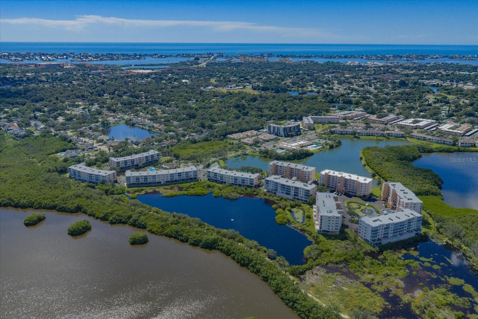 Condominium at 6450 SHORELINE DR #9506, SEMINOLE, photo 29 of 32