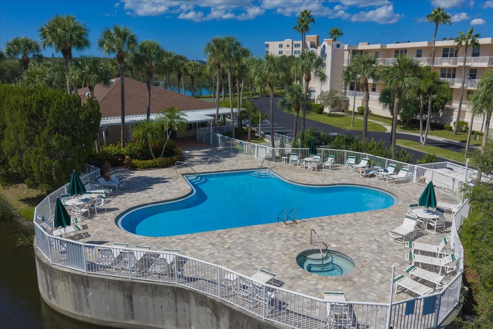 Condominium at 6450 SHORELINE DR #9506, SEMINOLE, photo 31 of 32