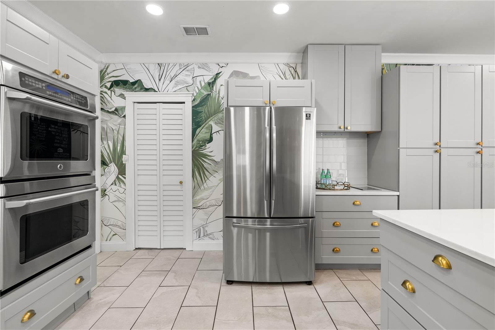 Kitchen - 324 W HAYA ST, TAMPA