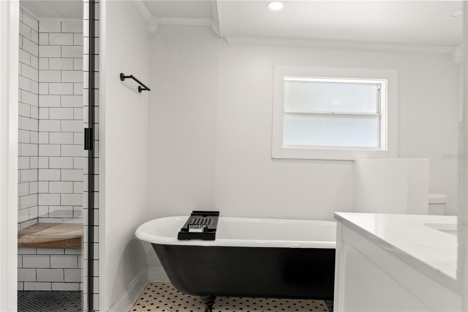 Primary Bathroom - 324 W HAYA ST, TAMPA
