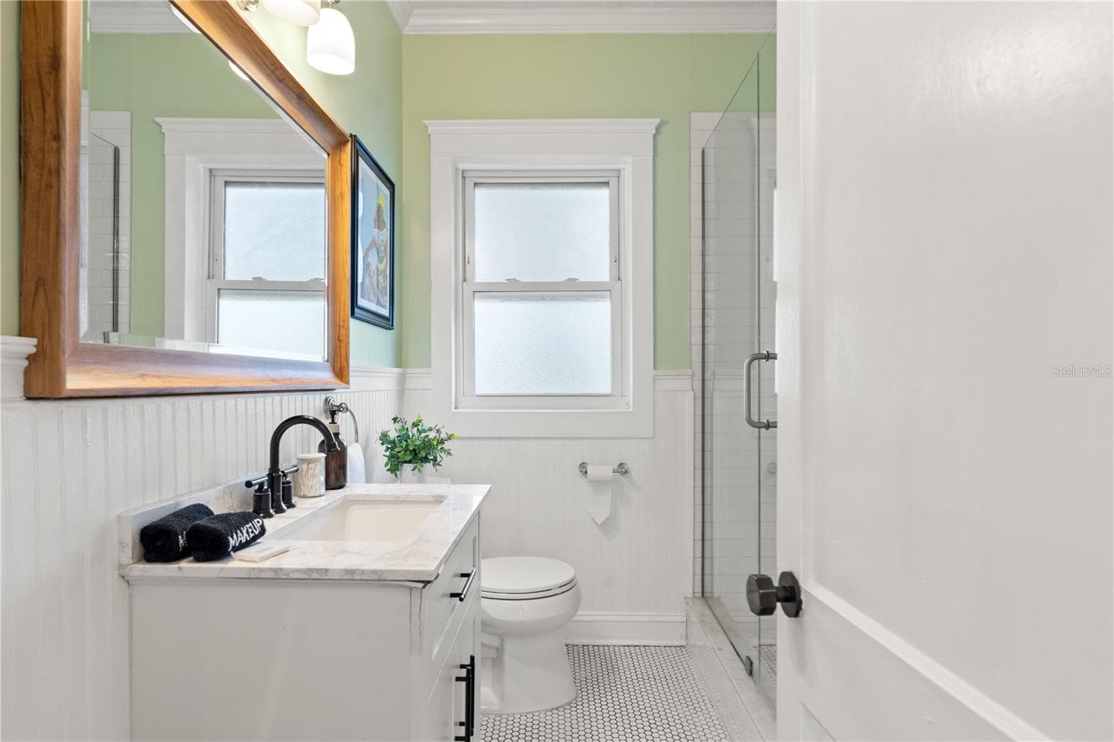 Guest Bathroom 1 - 324 W HAYA ST, TAMPA