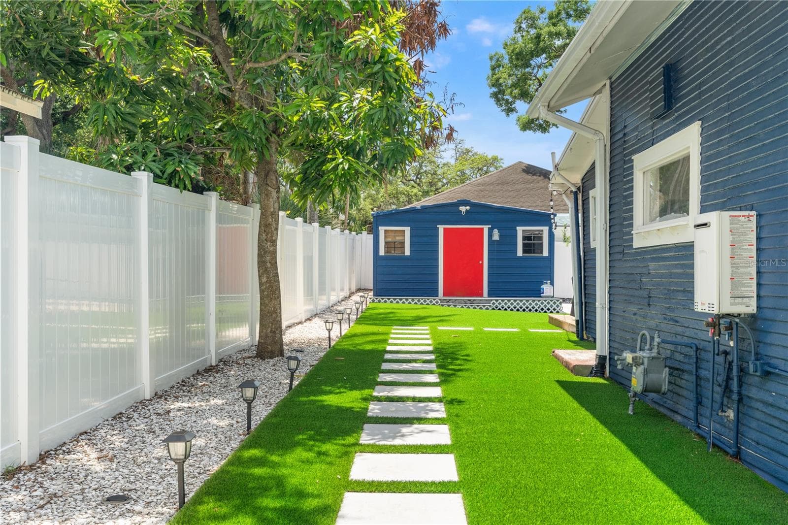 Single Family Residence at 324 W HAYA ST, TAMPA, photo 28 of 36