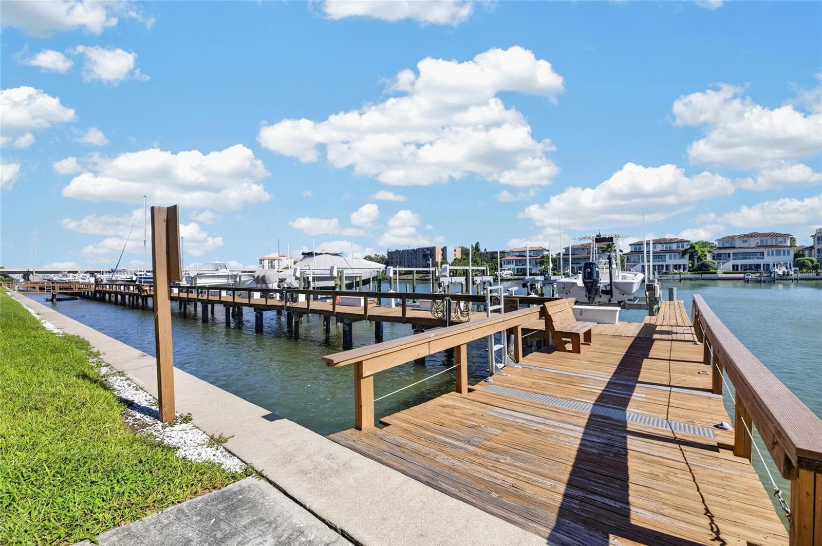 Condominium at 4750 BRITTANY DR S #26, ST PETERSBURG, photo 4 of 95