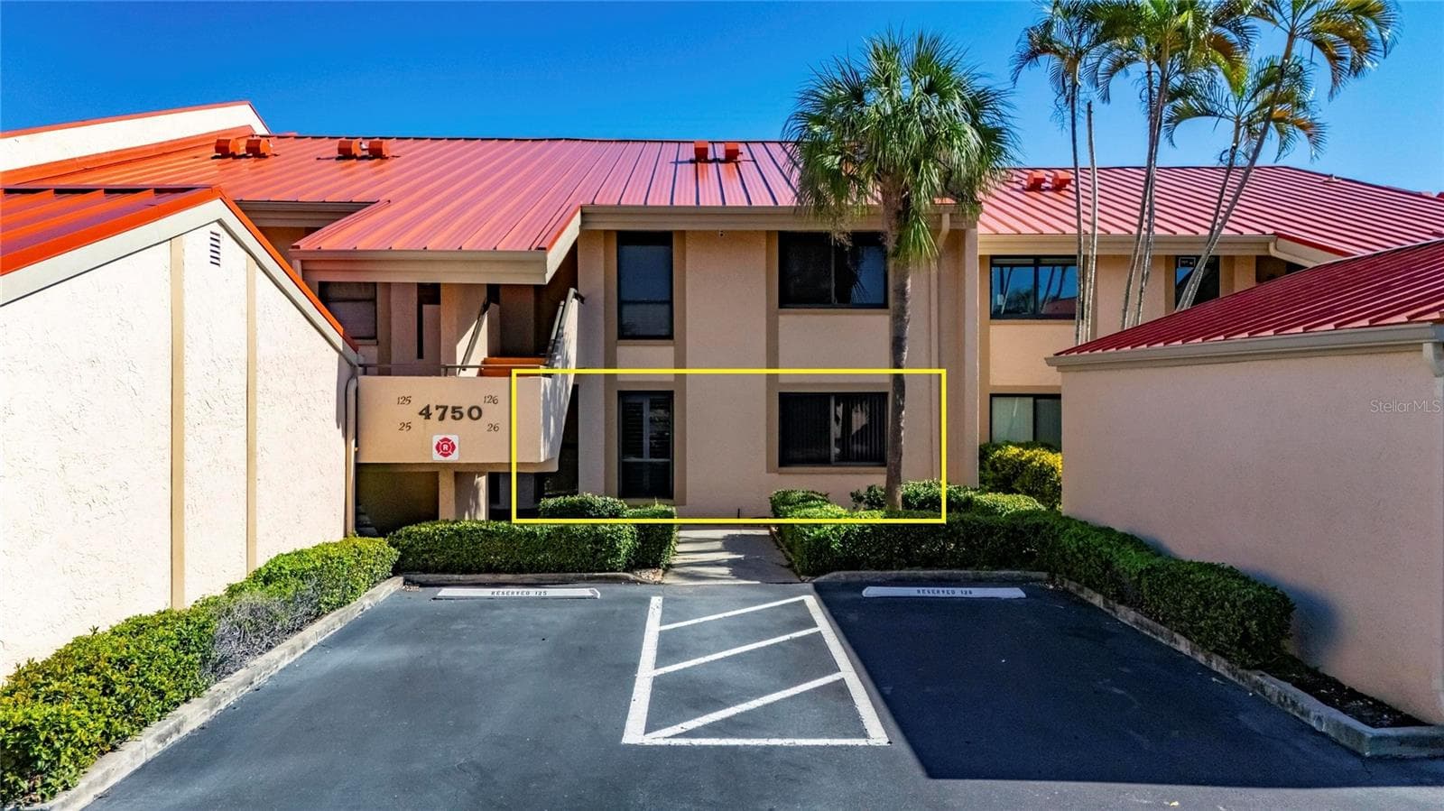 Condominium at 4750 BRITTANY DR S #26, ST PETERSBURG, photo 5 of 95