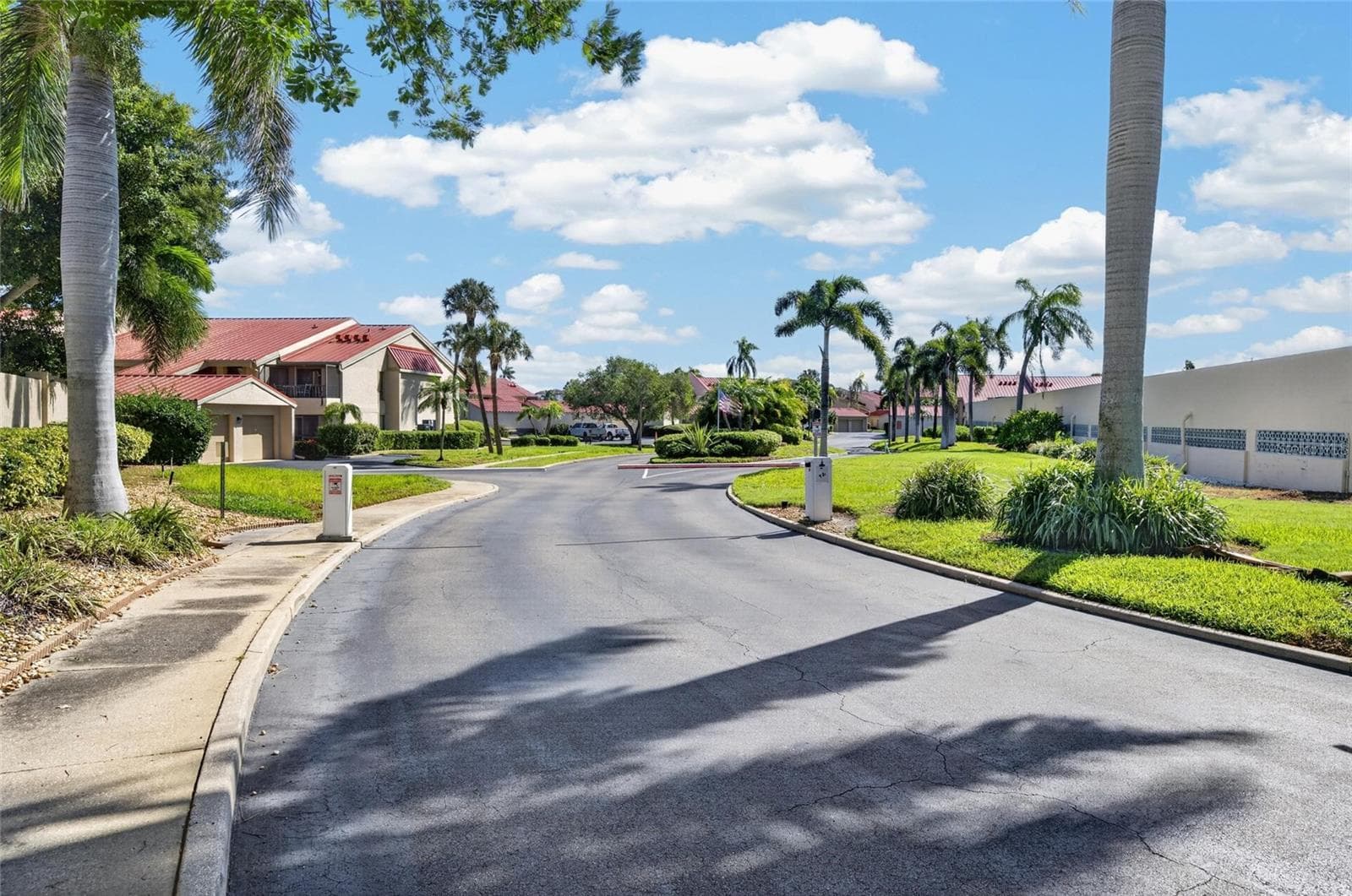 Condominium at 4750 BRITTANY DR S #26, ST PETERSBURG, photo 91 of 95