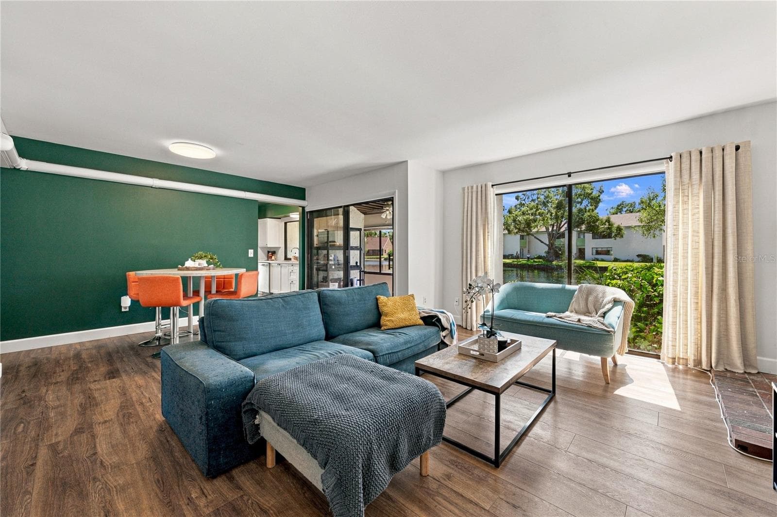 Charming Living Room Area with Beautiful Wood Burning Fireplace - 4106 PINELAKE LN #101, TAMPA