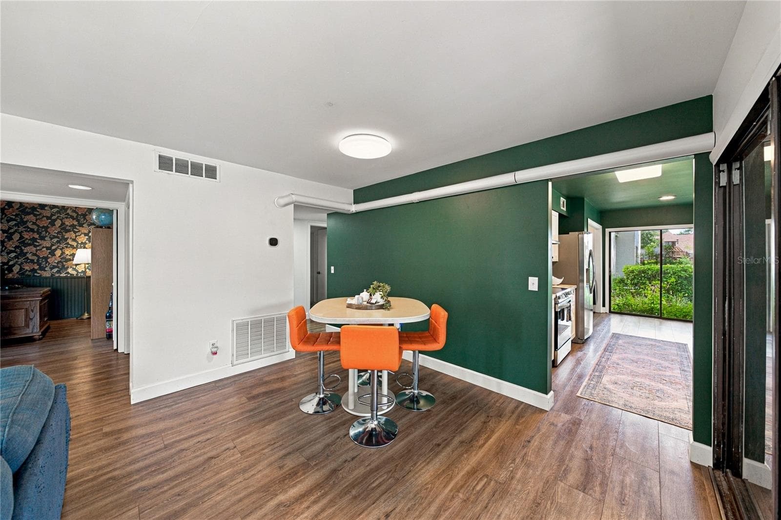 Wonderful Dining Area with Amazing Views to Pond - 4106 PINELAKE LN #101, TAMPA