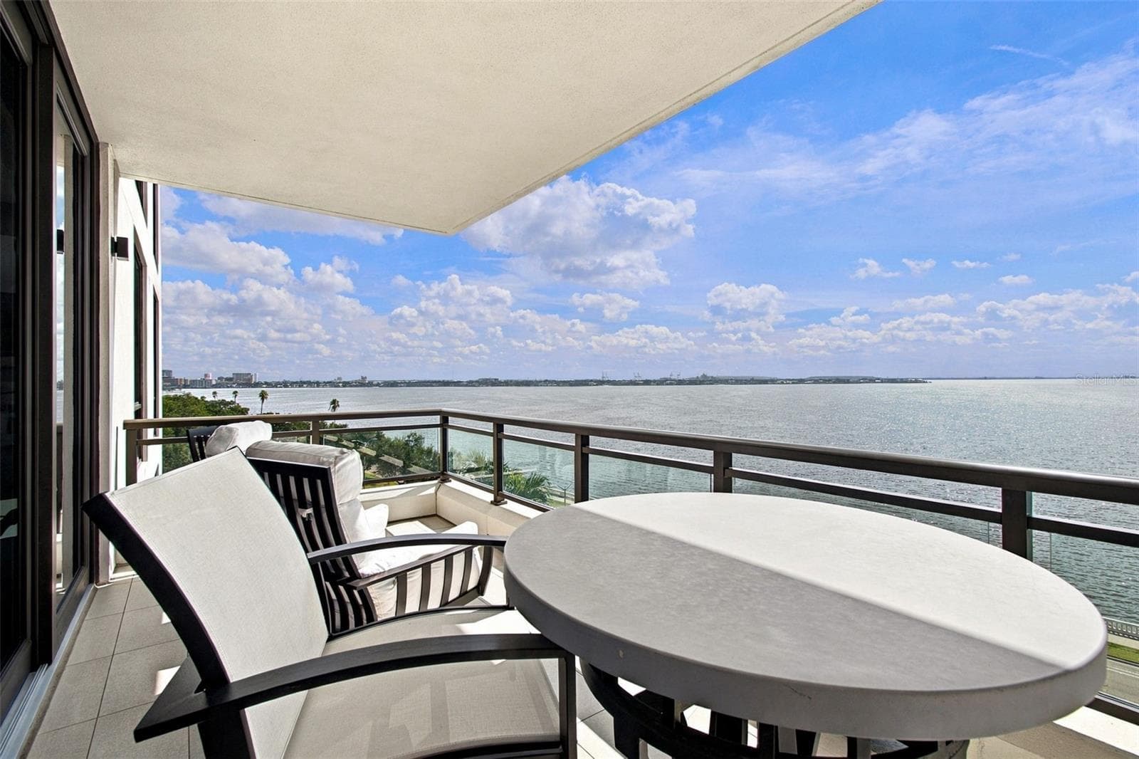 Condominium at 2103 BAYSHORE BLVD #706, TAMPA, photo 6 of 41