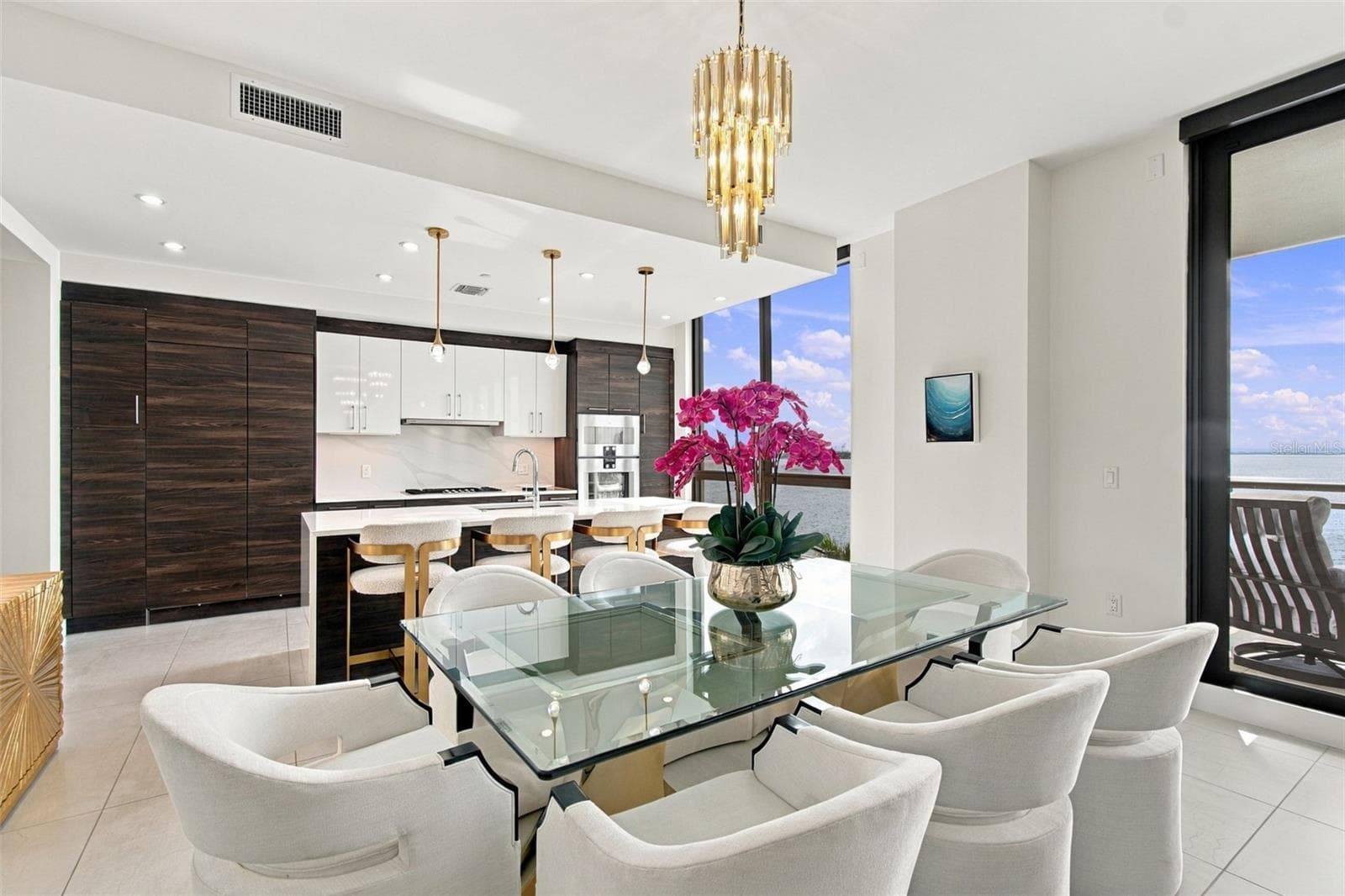 Condominium at 2103 BAYSHORE BLVD #706, TAMPA, photo 13 of 41