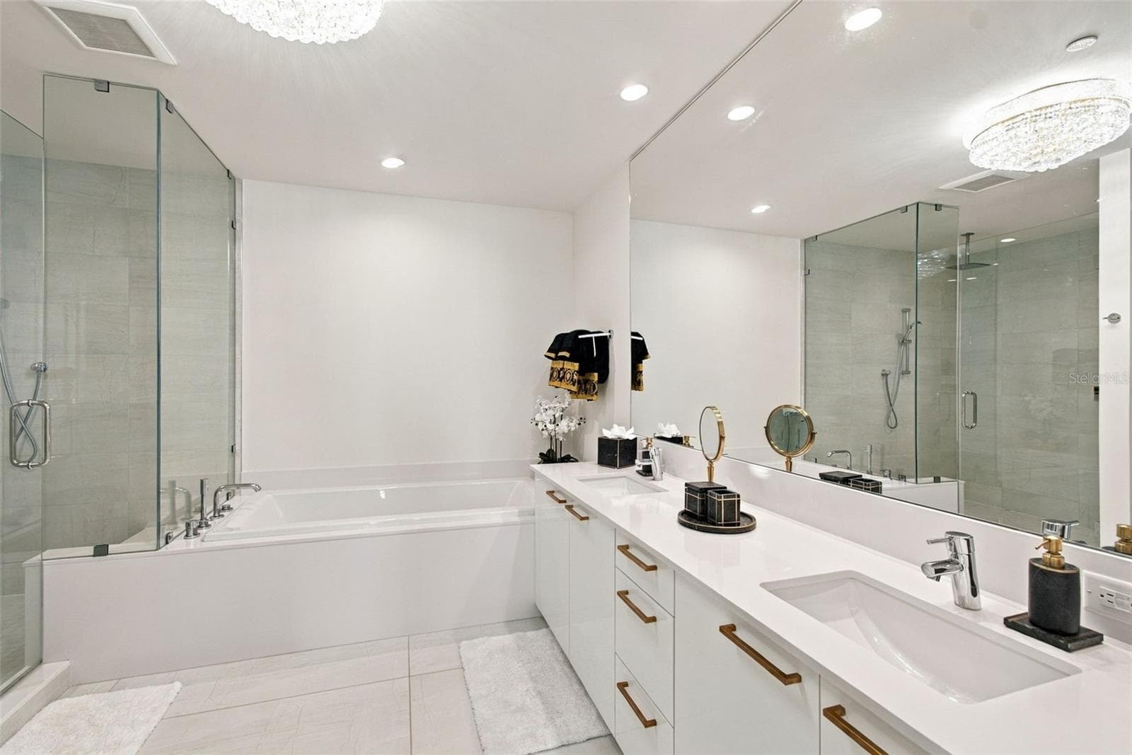 Condominium at 2103 BAYSHORE BLVD #706, TAMPA, photo 18 of 41