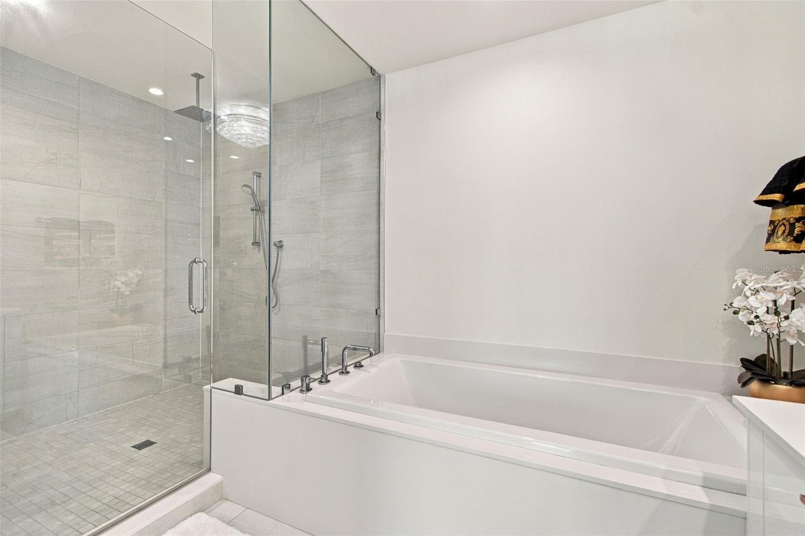 Condominium at 2103 BAYSHORE BLVD #706, TAMPA, photo 19 of 41