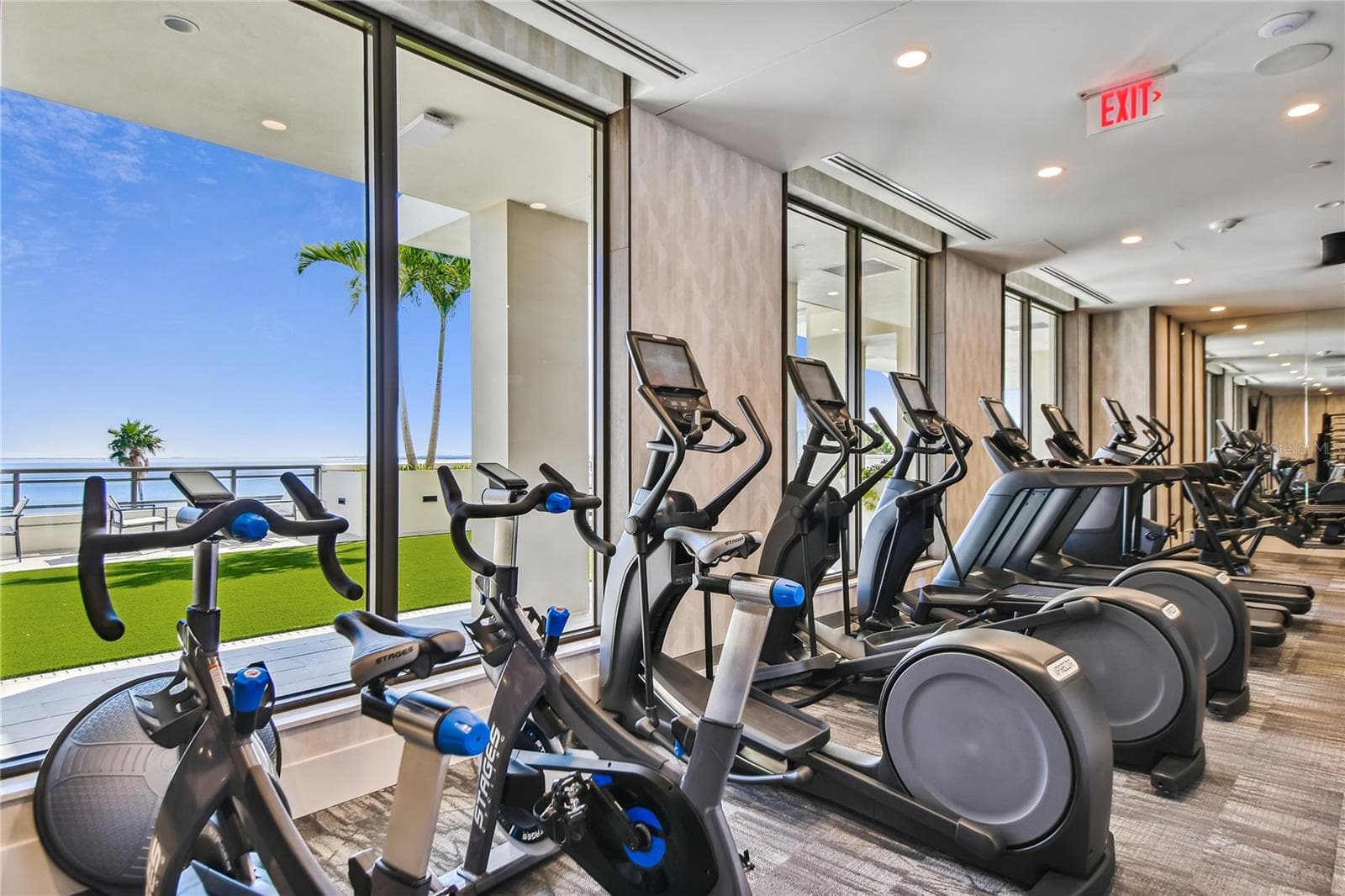 Condominium at 2103 BAYSHORE BLVD #706, TAMPA, photo 40 of 41