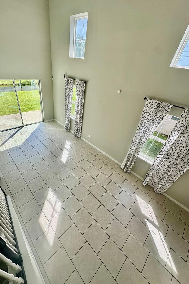 Townhouse at 2113 LACEFLOWER DR, BRANDON, photo 8 of 30