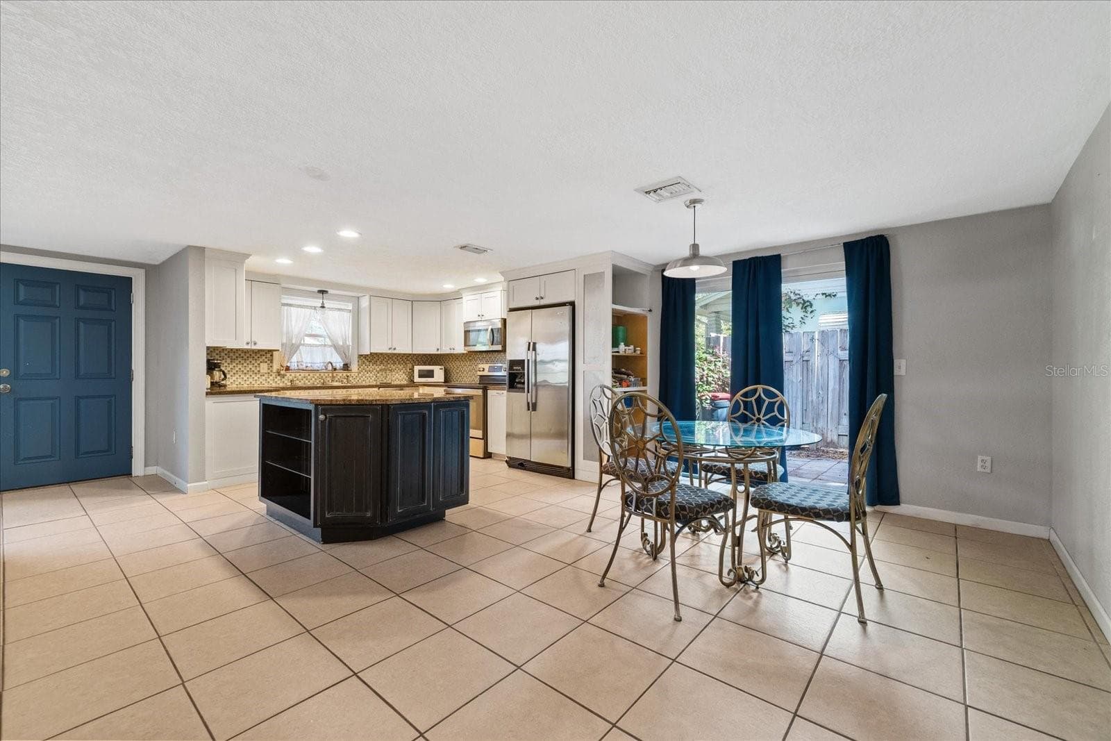 Sliding Glass Doors to Private Side Patio - 5412 CARLTON RD, NEW PORT RICHEY