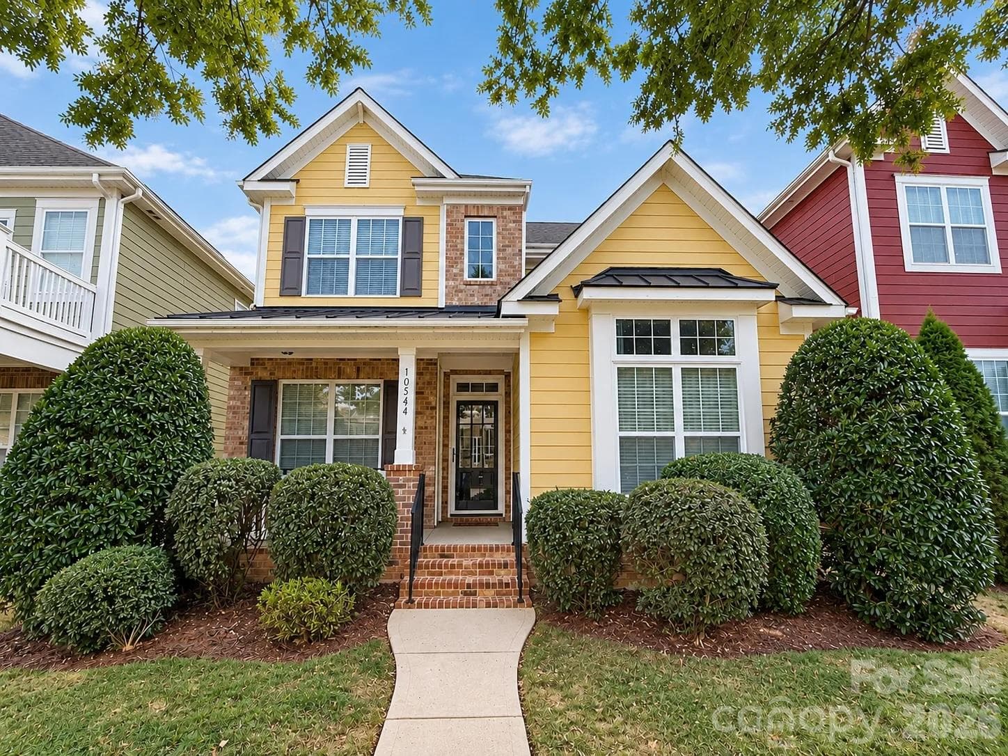 Single Family Residence at 10544 Royal Winchester Drive, Charlotte, photo 2 of 45