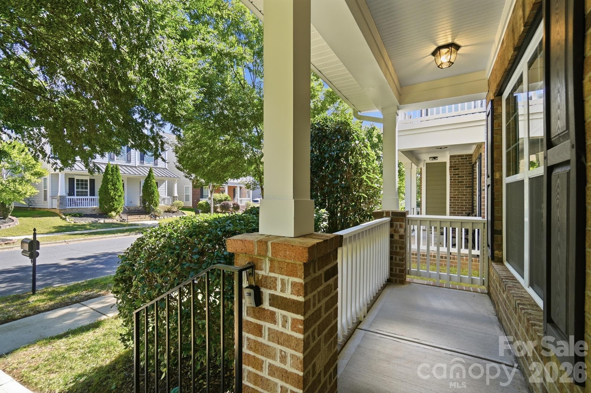 Single Family Residence at 10544 Royal Winchester Drive, Charlotte, photo 7 of 45