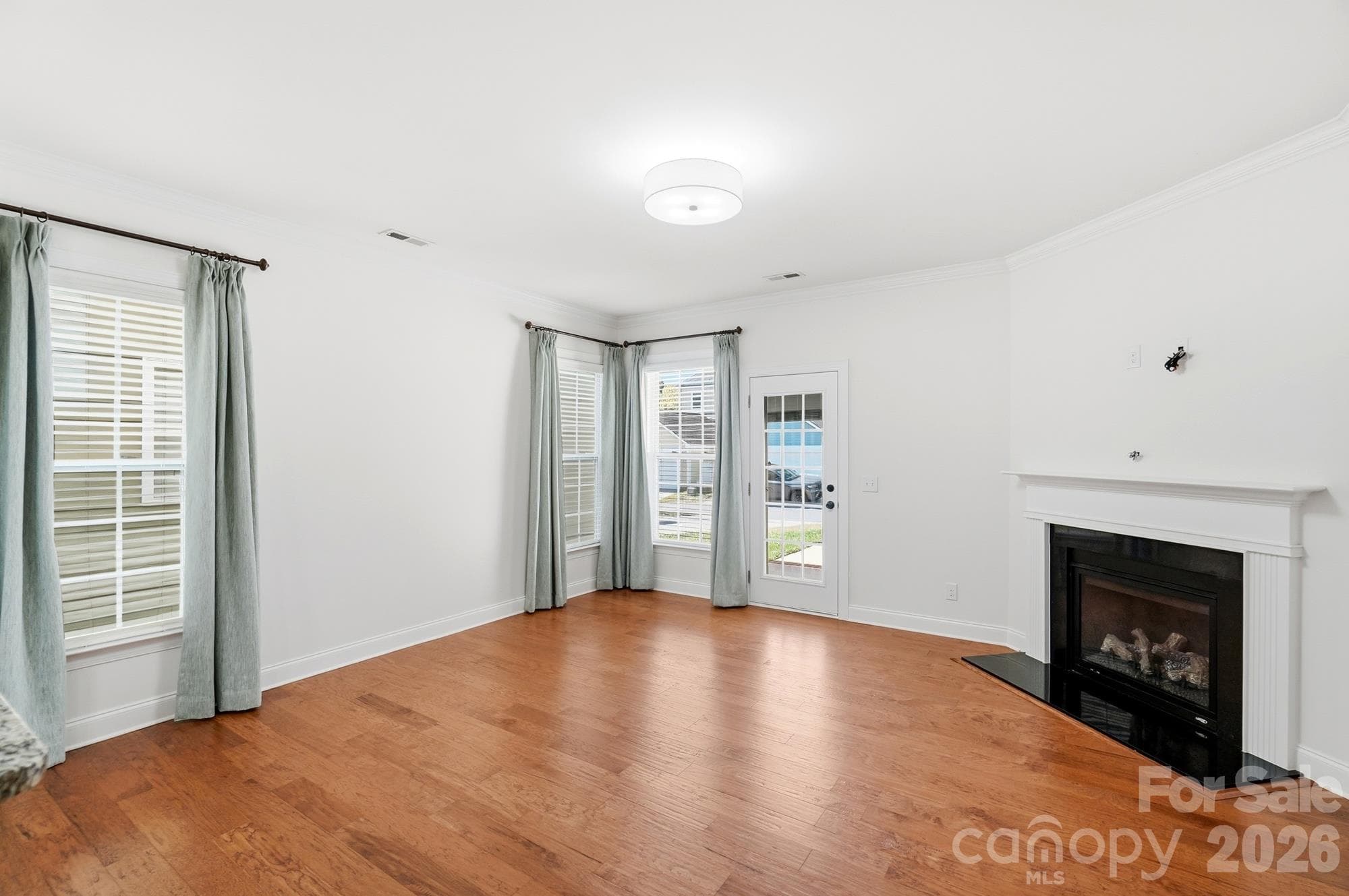 Single Family Residence at 10544 Royal Winchester Drive, Charlotte, photo 14 of 45