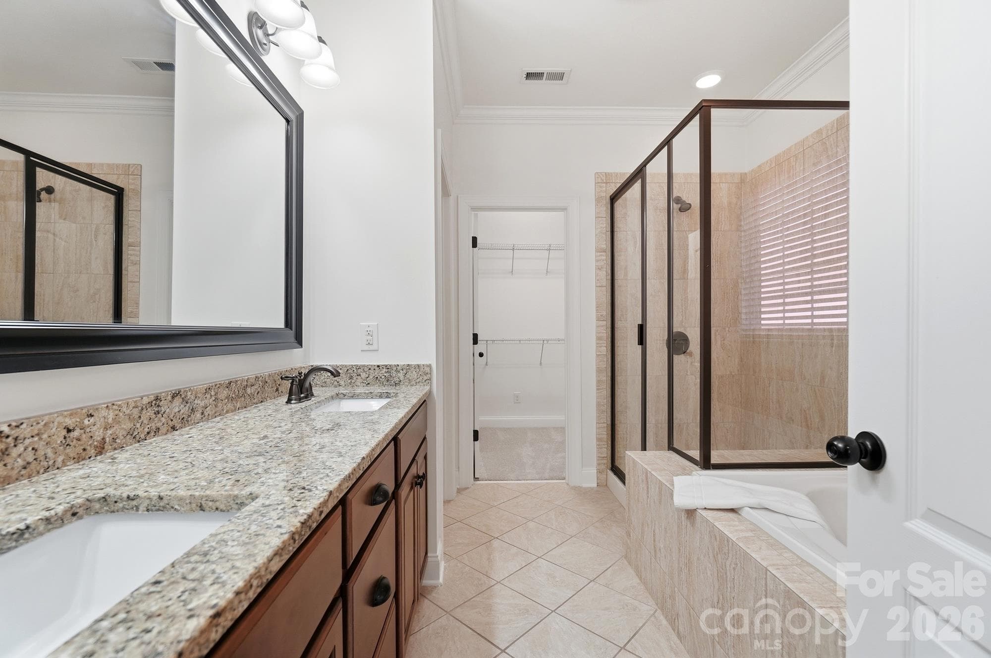Single Family Residence at 10544 Royal Winchester Drive, Charlotte, photo 22 of 45
