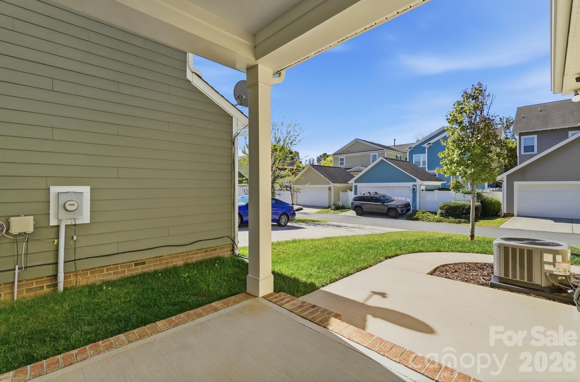 Single Family Residence at 10544 Royal Winchester Drive, Charlotte, photo 42 of 45