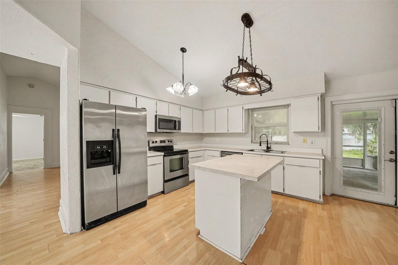 Single Family Residence at 264 SUNRISE BLVD, DEBARY, photo 20 of 35