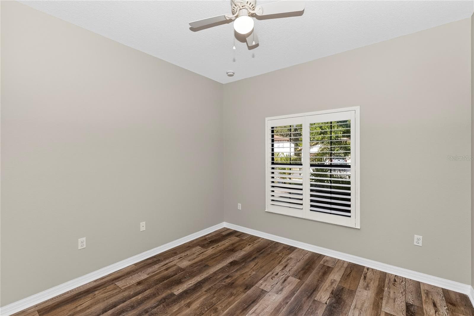 Single Family Residence at 133 VERDE WAY, DEBARY, photo 17 of 37