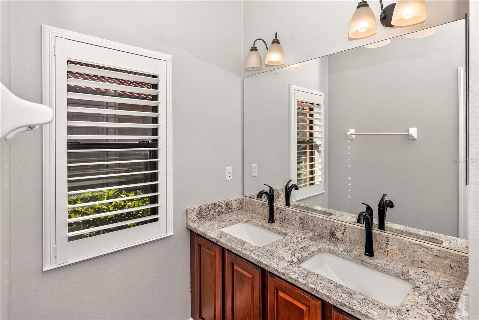 Single Family Residence at 133 VERDE WAY, DEBARY, photo 19 of 37