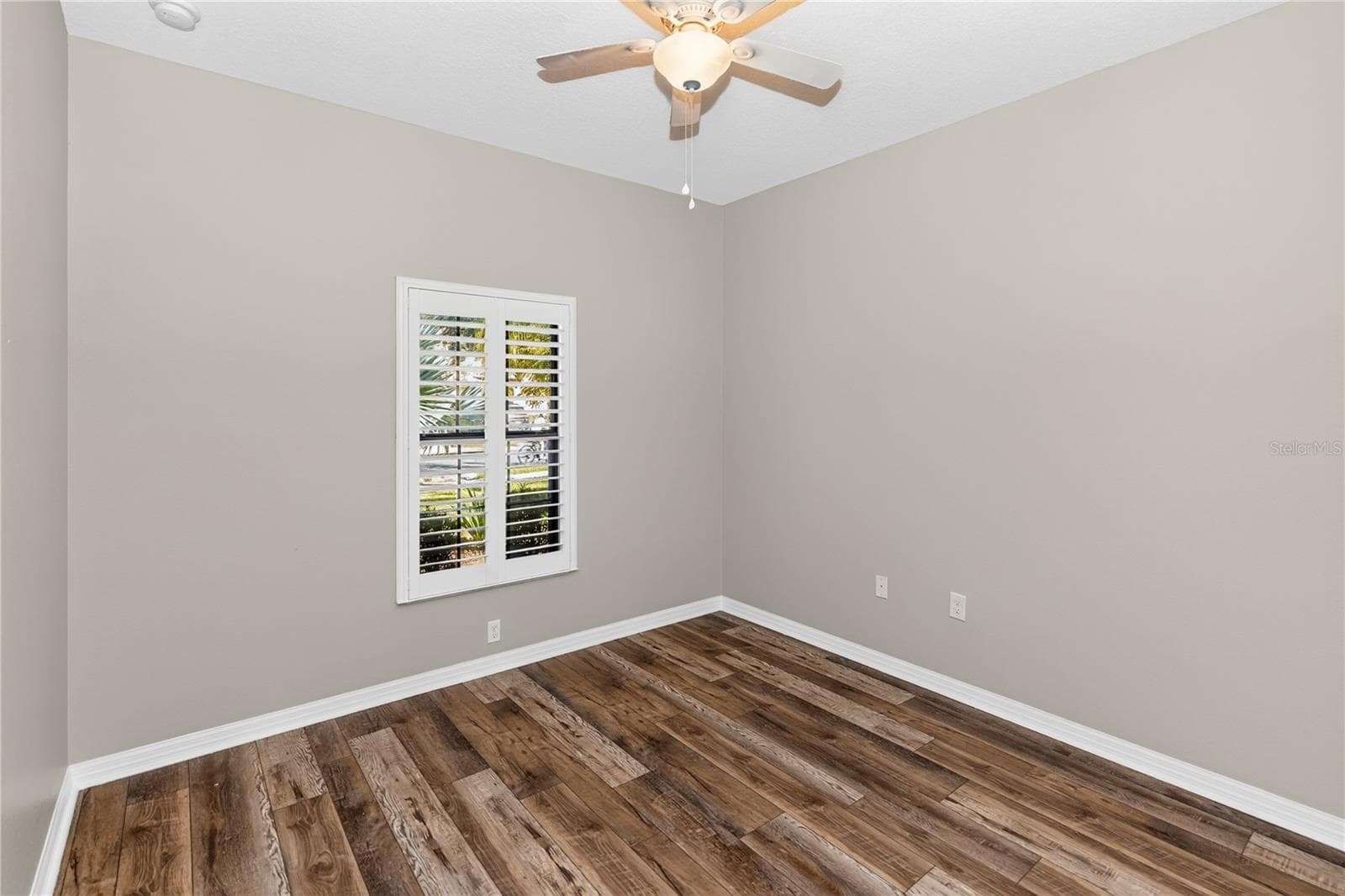 Single Family Residence at 133 VERDE WAY, DEBARY, photo 21 of 37