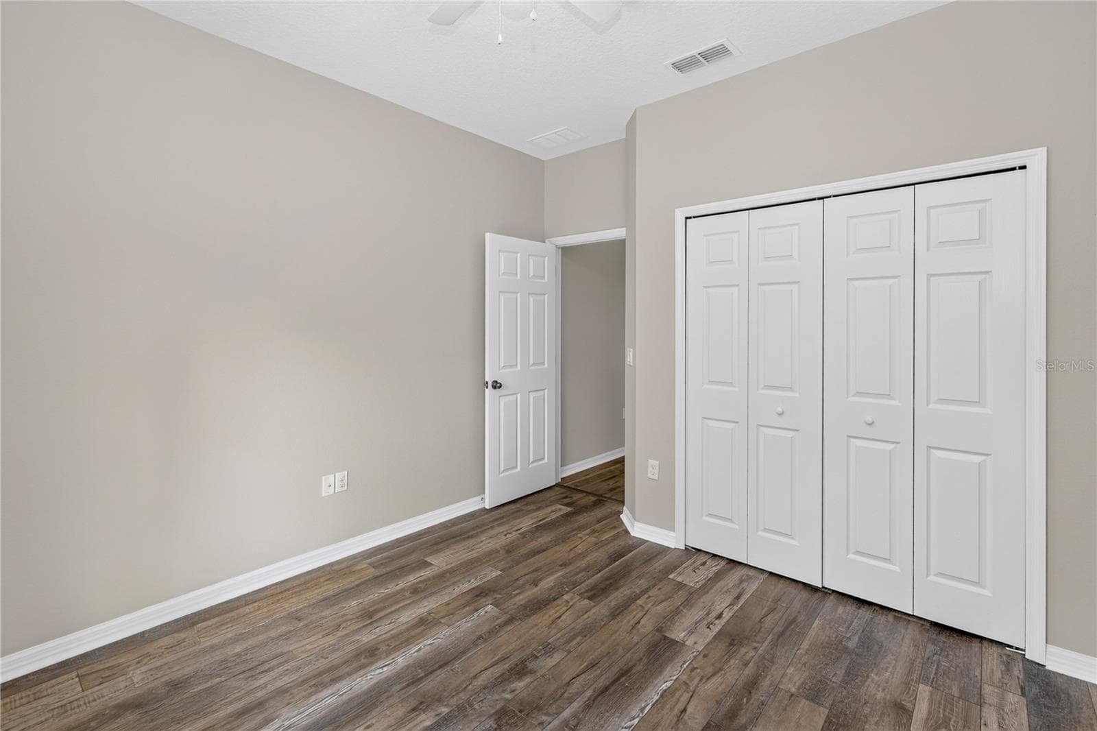 Single Family Residence at 133 VERDE WAY, DEBARY, photo 24 of 37