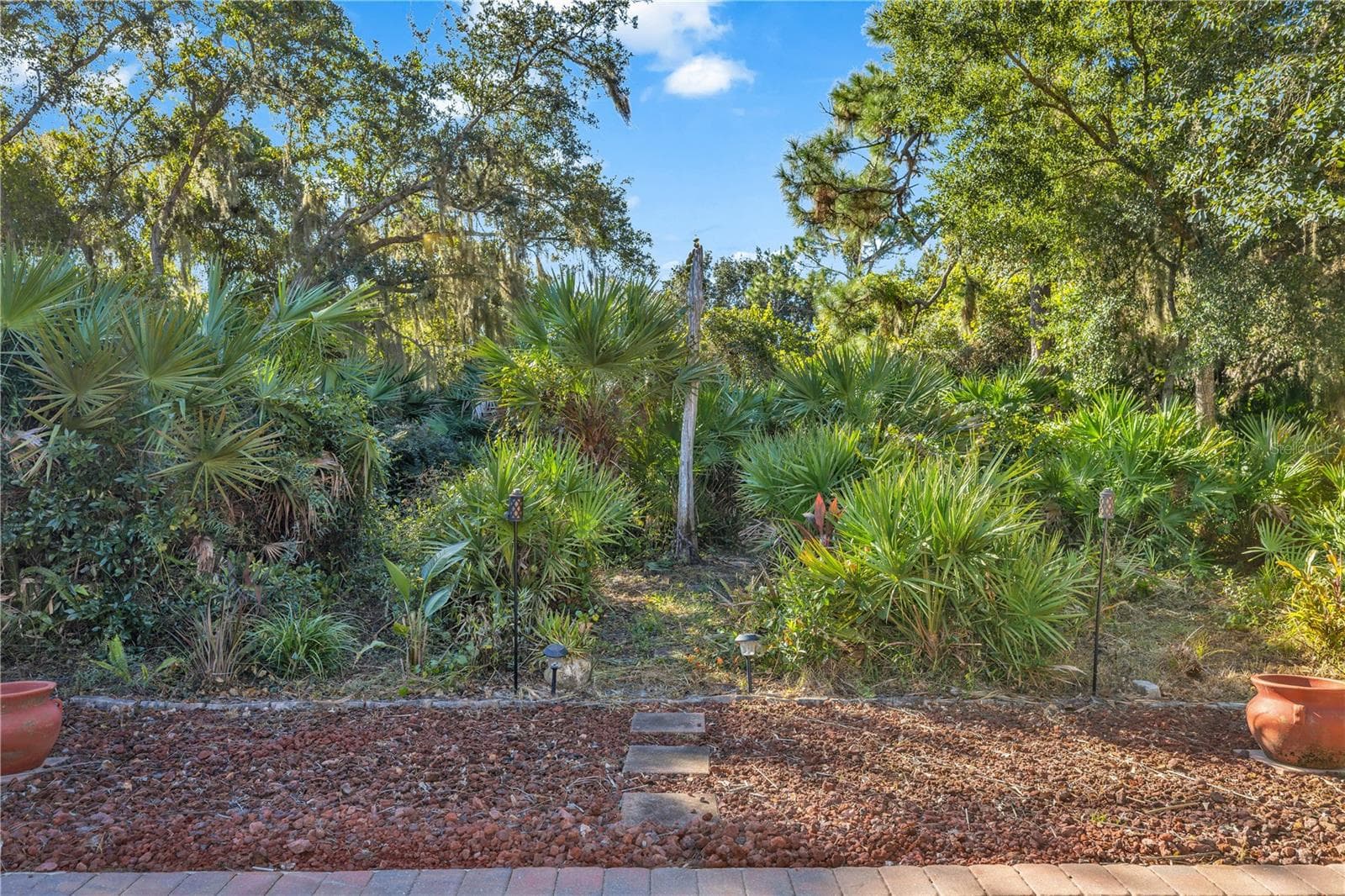 Single Family Residence at 133 VERDE WAY, DEBARY, photo 30 of 37