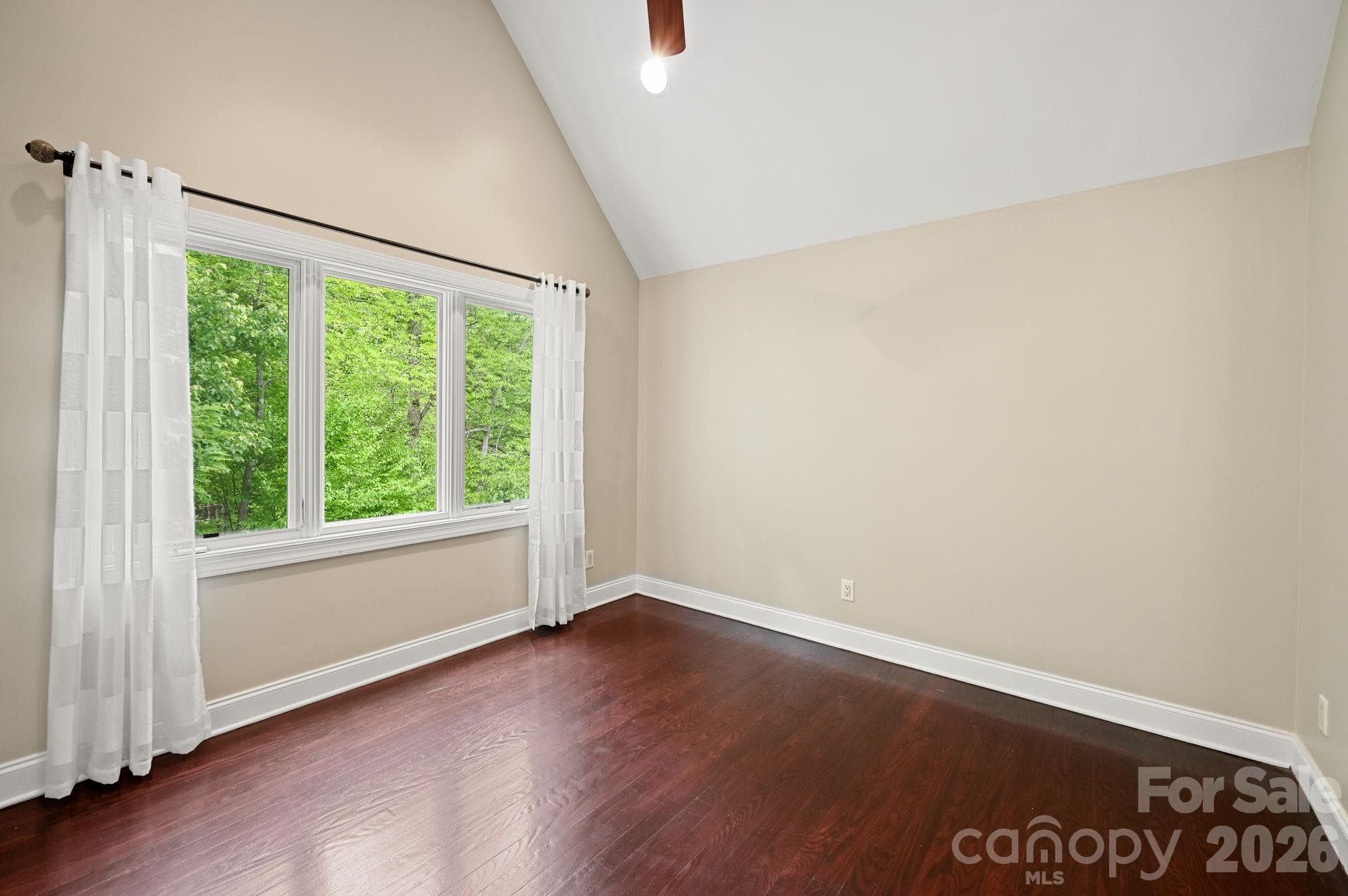Single Family Residence at 314 Woodland Drive, Swannanoa, photo 13 of 27