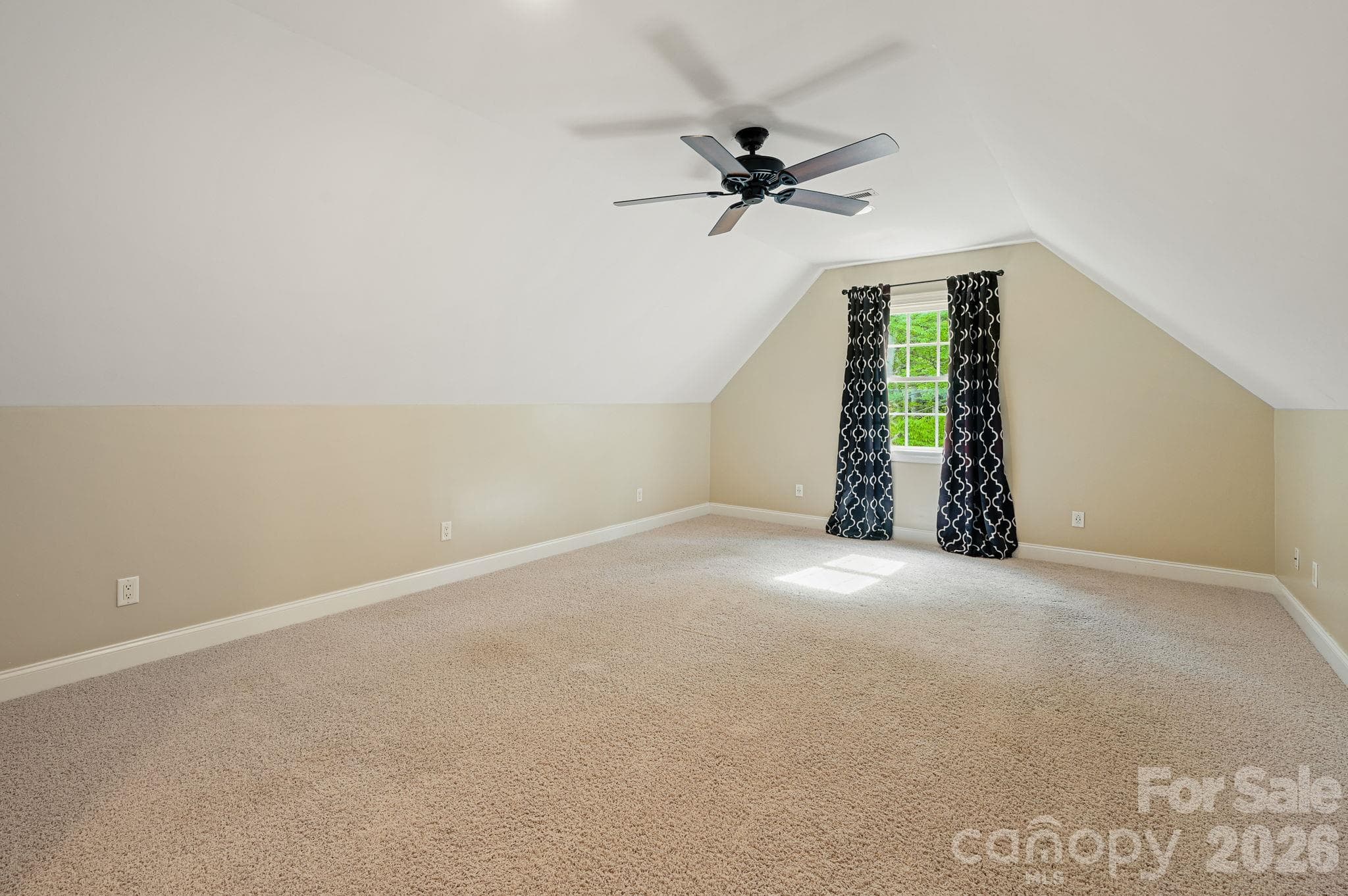 Single Family Residence at 314 Woodland Drive, Swannanoa, photo 18 of 27