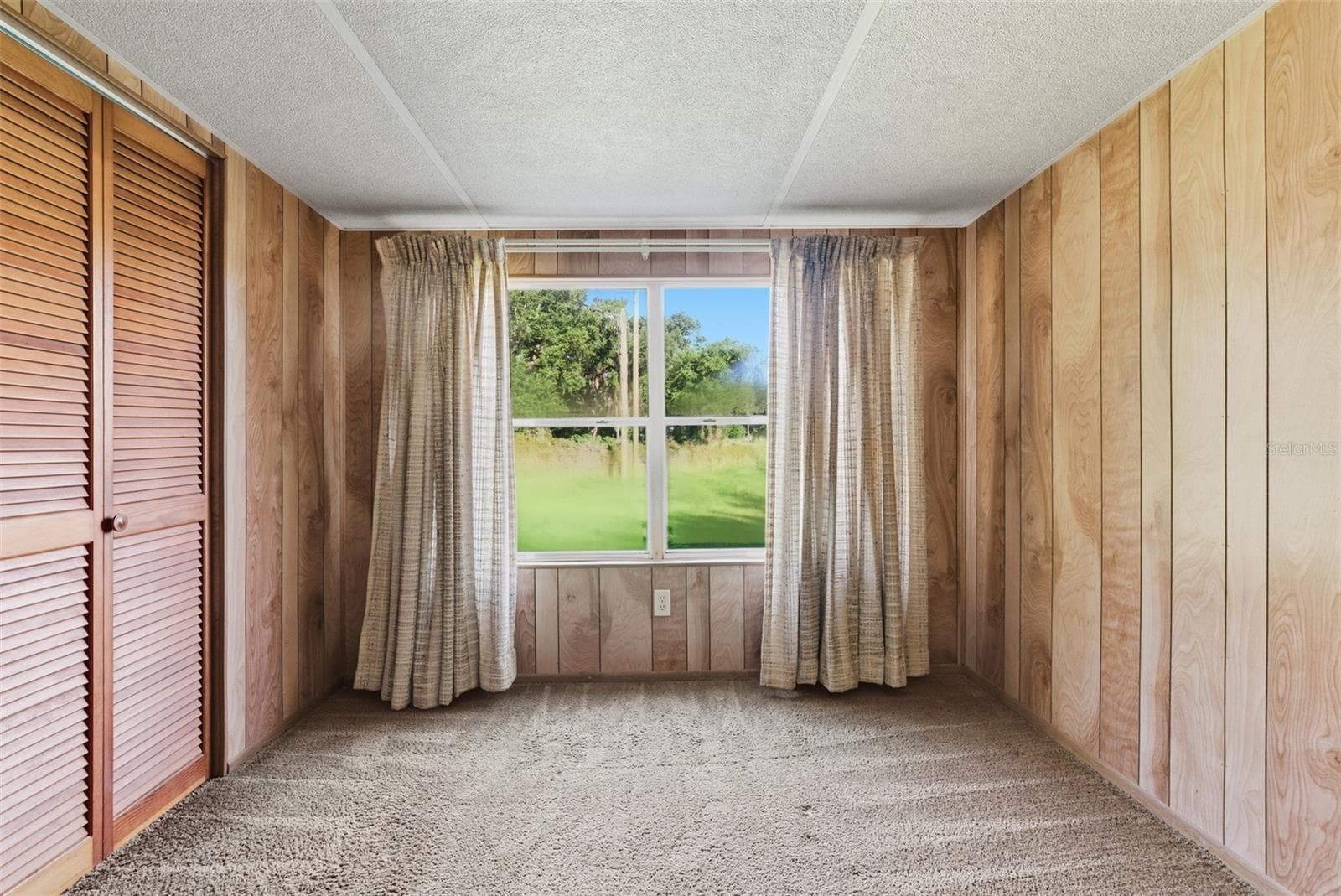 Mobile Home at 6147 RIDGEWOOD DR, ZEPHYRHILLS, photo 12 of 18