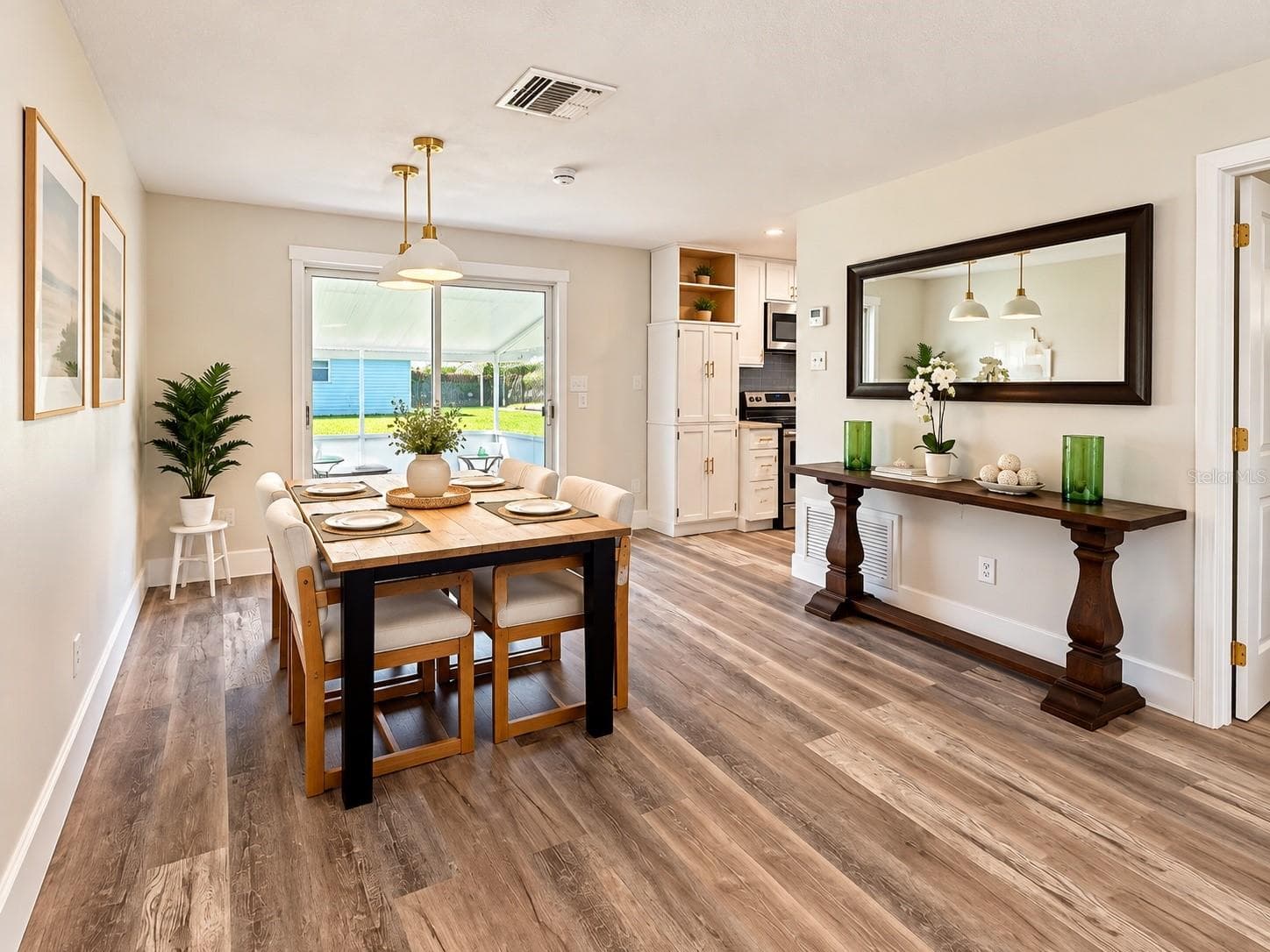 Single Family Residence at 102 COSMOS DR, ORLANDO, photo 5 of 34