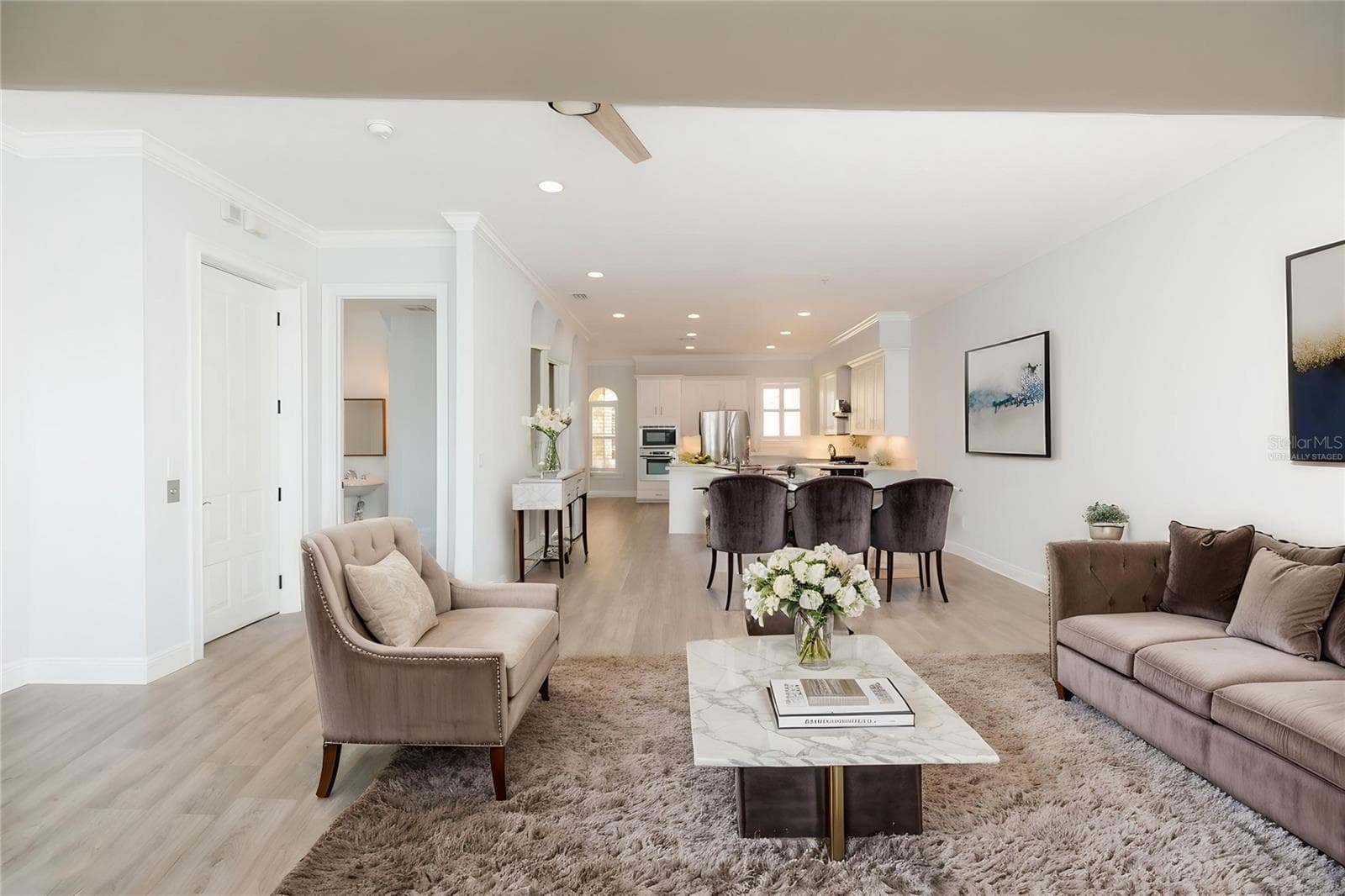 Virtually staged; an amazing floorplan. - 114 E DAVIS BLVD #13, TAMPA