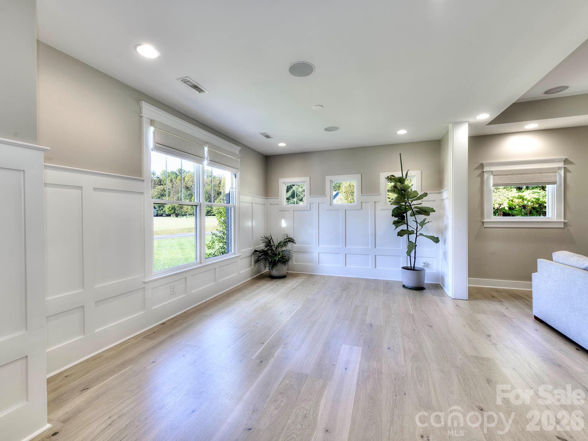 Single Family Residence at 8833 Kerns Meadow Lane, Huntersville, photo 4 of 46